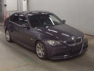 BMW 323