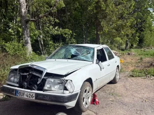 Mercedes-Benz 300