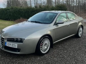 Alfa Romeo 159