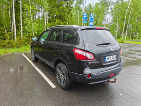 Nissan Qashqai+2
