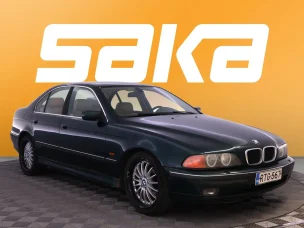 BMW 528