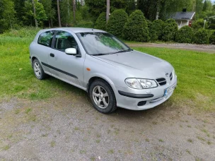 Nissan Almera