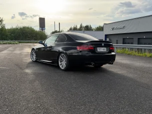 BMW 325