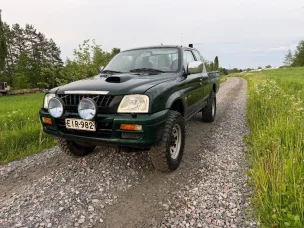 Mitsubishi L200