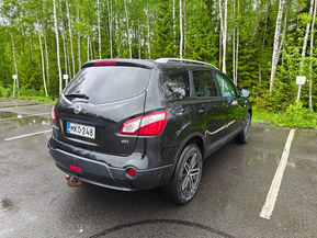 Nissan Qashqai+2