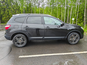 Nissan Qashqai+2