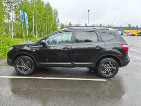 Nissan Qashqai+2