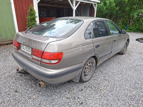Toyota Carina E