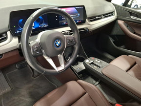 BMW 225