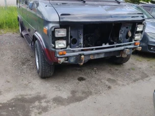 Chevrolet Chevy Van