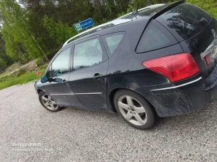 Peugeot 407