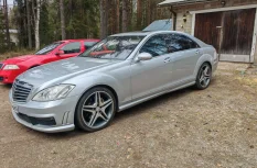 Mercedes-Benz S