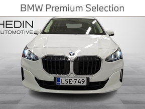 BMW 225
