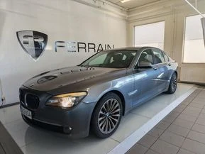 BMW 750
