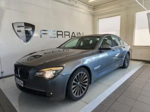 BMW 750