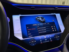 Mercedes-Benz EQS SUV
