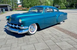 Chevrolet 210