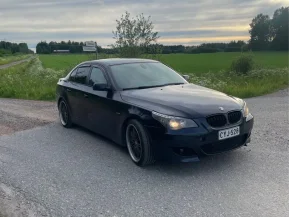 BMW 523
