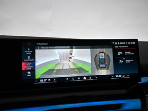 BMW i5 M60