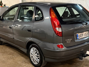 Nissan Almera Tino