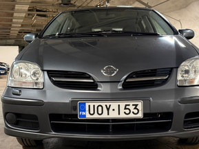 Nissan Almera Tino