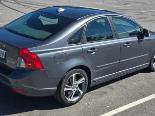 Volvo S40