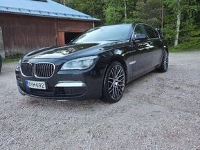 BMW 730