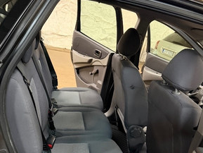 Nissan Almera Tino