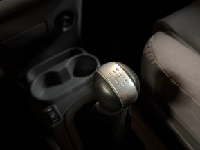 Nissan Almera Tino