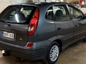 Nissan Almera Tino