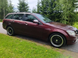 Mercedes-Benz C 220