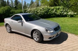Mercedes-Benz SLK 200