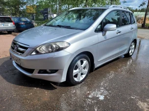 Honda FR-V