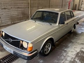 Volvo 244