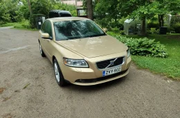 Volvo S40