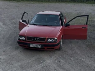 Audi 80