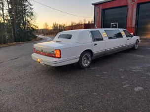 Lincoln Town Car