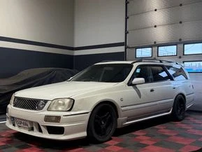Nissan Stagea