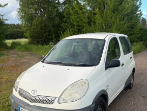 Toyota Yaris Verso