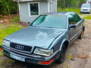 Audi V8