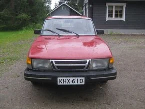 Saab 900