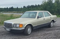 Mercedes-Benz 380