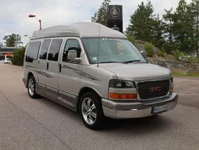 GMC Savana