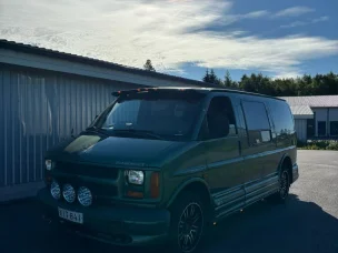 Chevrolet Express 2500