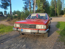 Audi 100