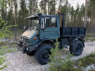 Mercedes-Benz Unimog