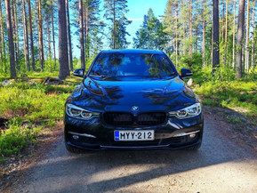 BMW 330