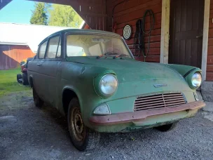 Ford Anglia