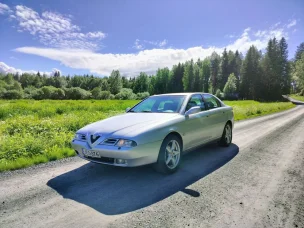 Alfa Romeo 166