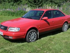 Audi 100